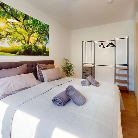 Sweethome - Luxus Apartment Auf 2 Etagen Magdeburg Eksteriør bilde